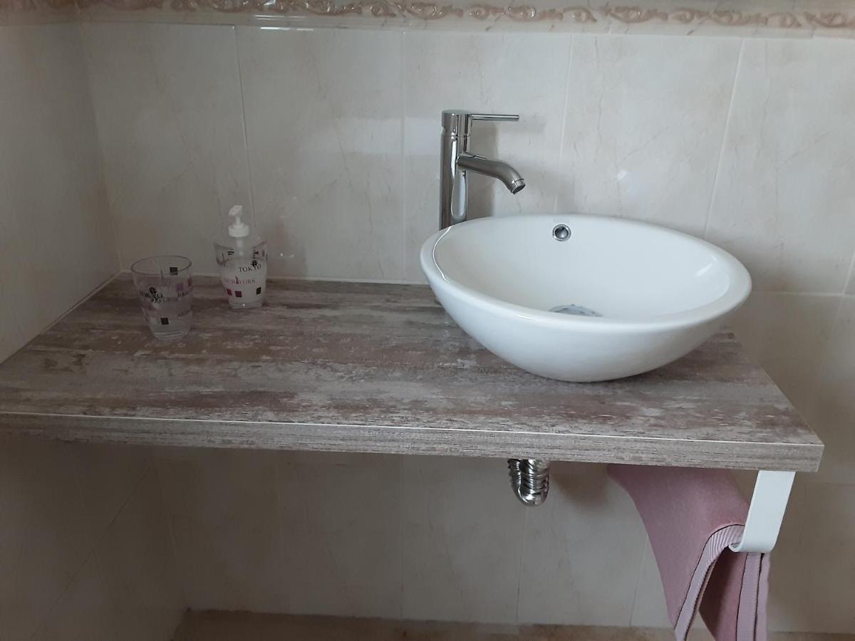 Apartamento Centro De Нерха Екстер'єр фото