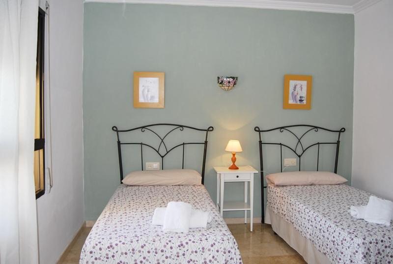 Apartamento Centro De Нерха Екстер'єр фото